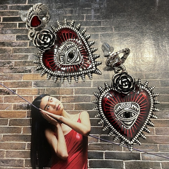 ✨New Dolls Kill Red Heart Angel Wings Dangle Earrings✨ - Picture 12 of 14